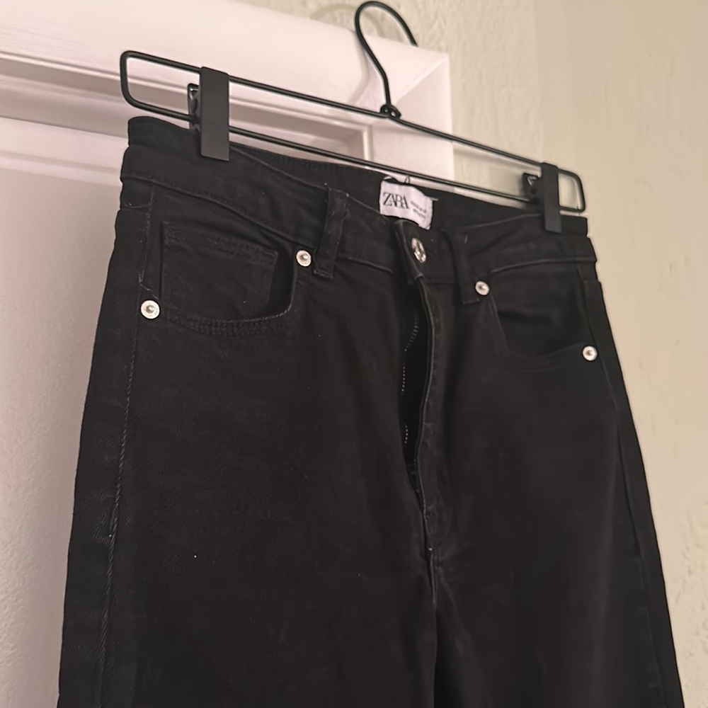 Zara High Rise Split Hem Black Jeans Size 6 | Straight Leg - Picture 5 of 6
